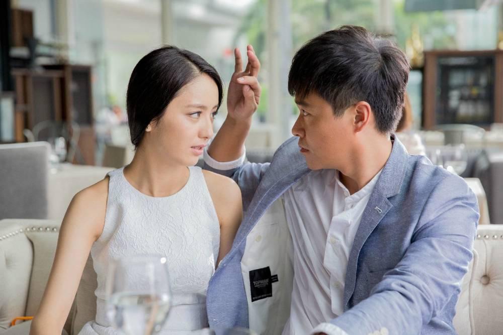 【新时代文明实践进行时】充盈着年的味道 映照着火红的日子——乌鲁木齐年味渐浓，氛围“拉满”