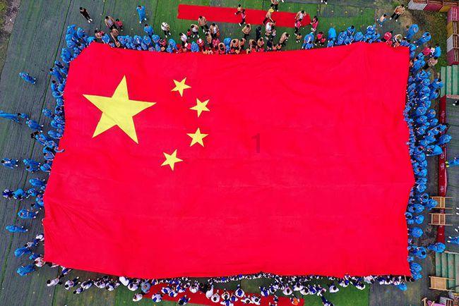 肝癌并非毫无征兆，上厕所时出现这4个症状，可能是肝脏在求救